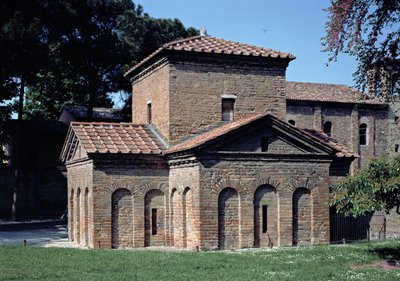 Rückfassade des Grabes, Mitte des 5. Jahrhunderts von Byzantine